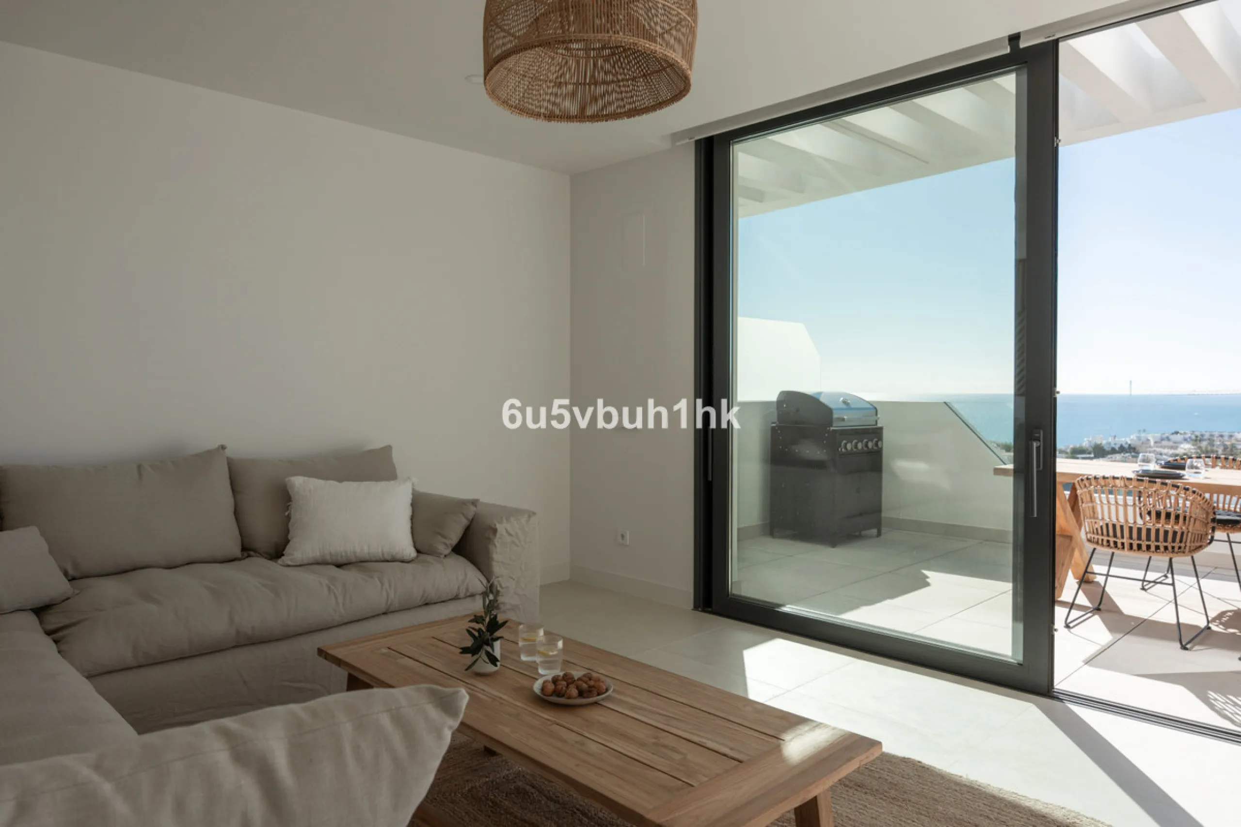 Apartment - Penthouse в продаже в Fuengirola, Málaga. В доме 2 спален и 2 ванных комнат. Площадь дома 130 м²