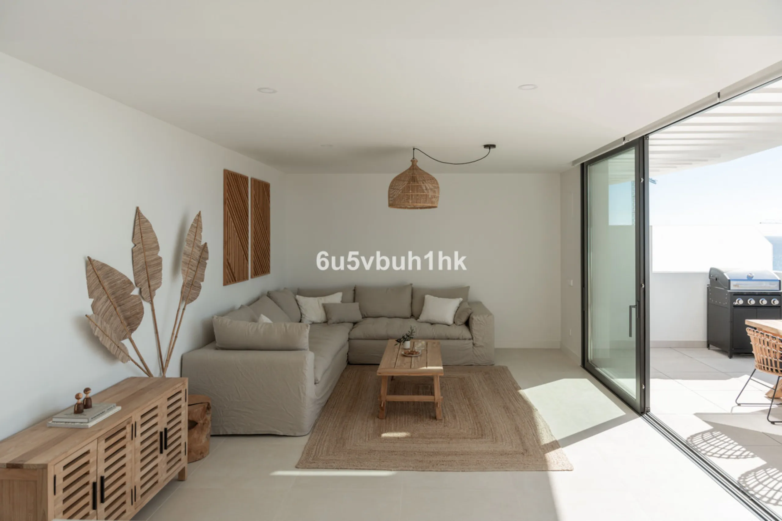 Apartment - Penthouse в продаже в Fuengirola, Málaga. В доме 2 спален и 2 ванных комнат. Площадь дома 130 м²