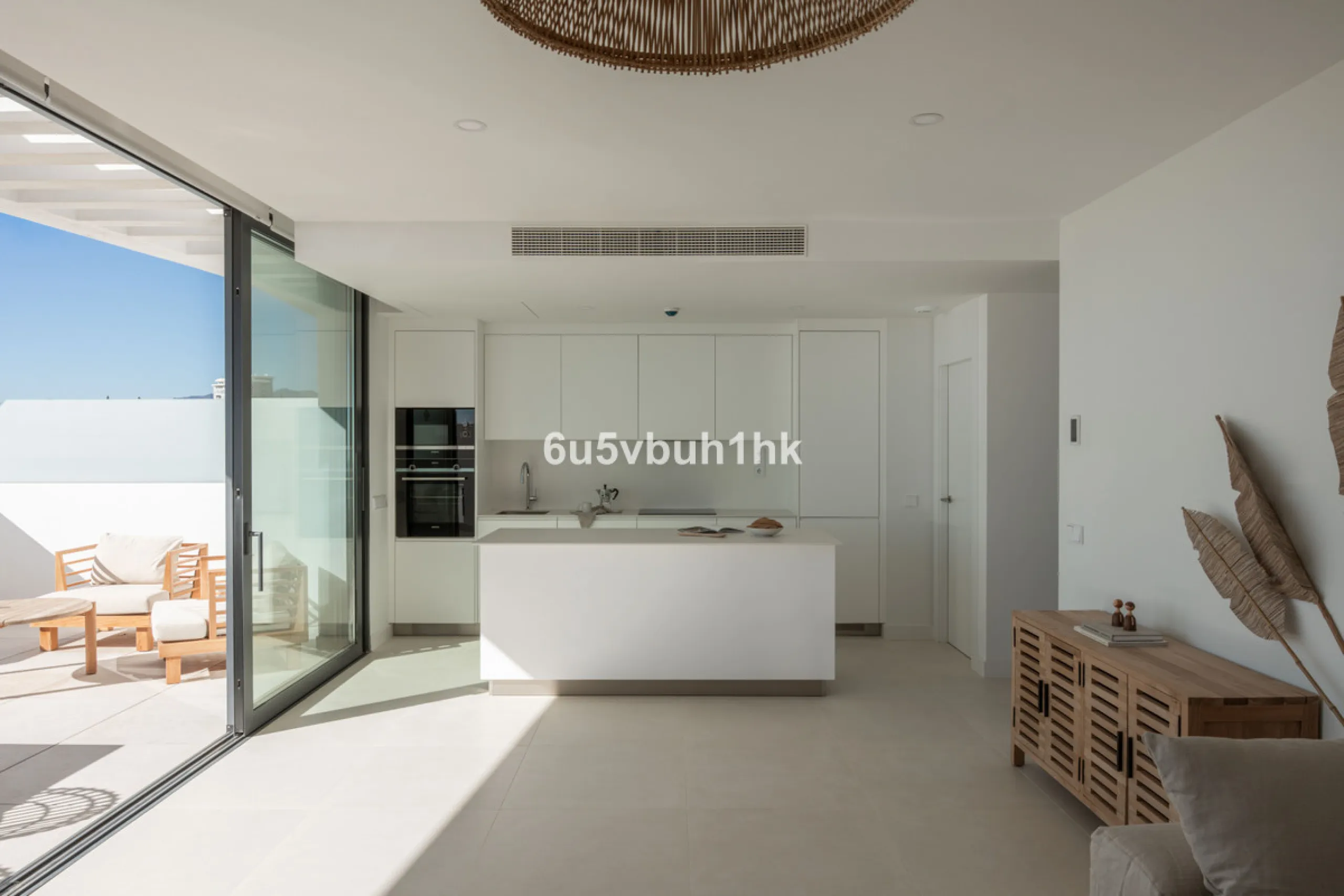 Apartment - Penthouse в продаже в Fuengirola, Málaga. В доме 2 спален и 2 ванных комнат. Площадь дома 130 м²