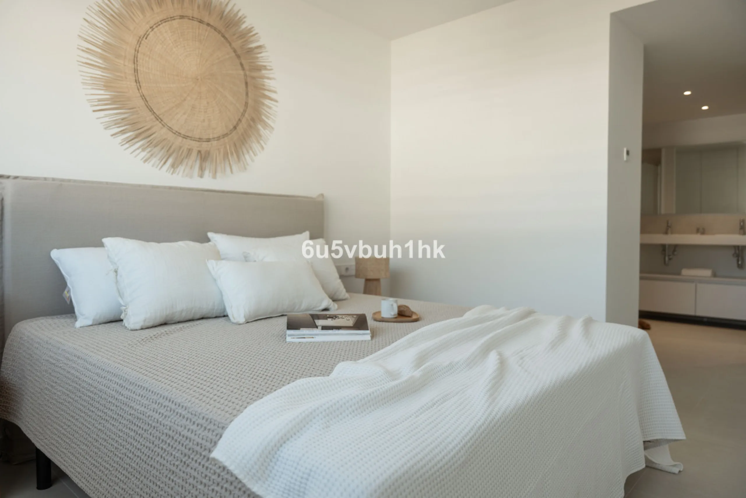 Apartment - Penthouse в продаже в Fuengirola, Málaga. В доме 2 спален и 2 ванных комнат. Площадь дома 130 м²