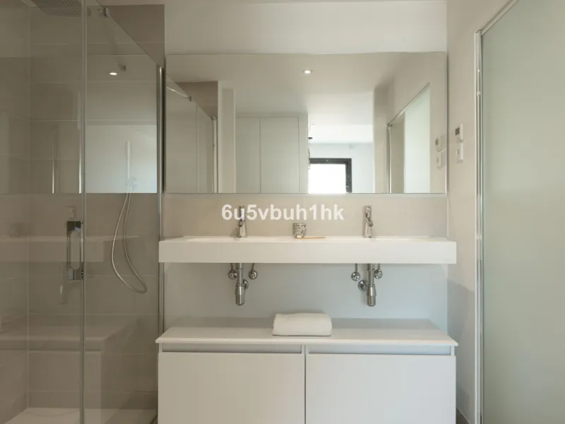 Apartment - Penthouse в продаже в Fuengirola, Málaga. В доме 2 спален и 2 ванных комнат. Площадь дома 130 м²