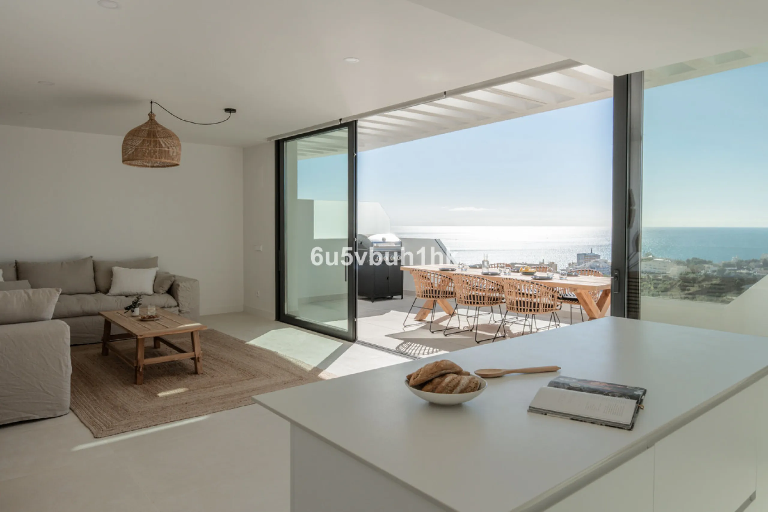 Apartment - Penthouse в продаже в Fuengirola, Málaga. В доме 2 спален и 2 ванных комнат. Площадь дома 130 м²