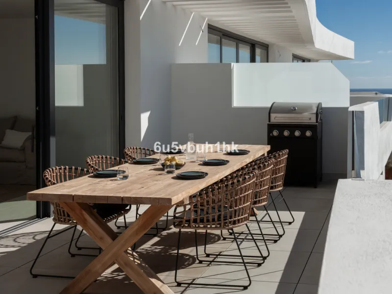 Apartment - Penthouse в продаже в Fuengirola, Málaga. В доме 2 спален и 2 ванных комнат. Площадь дома 130 м²