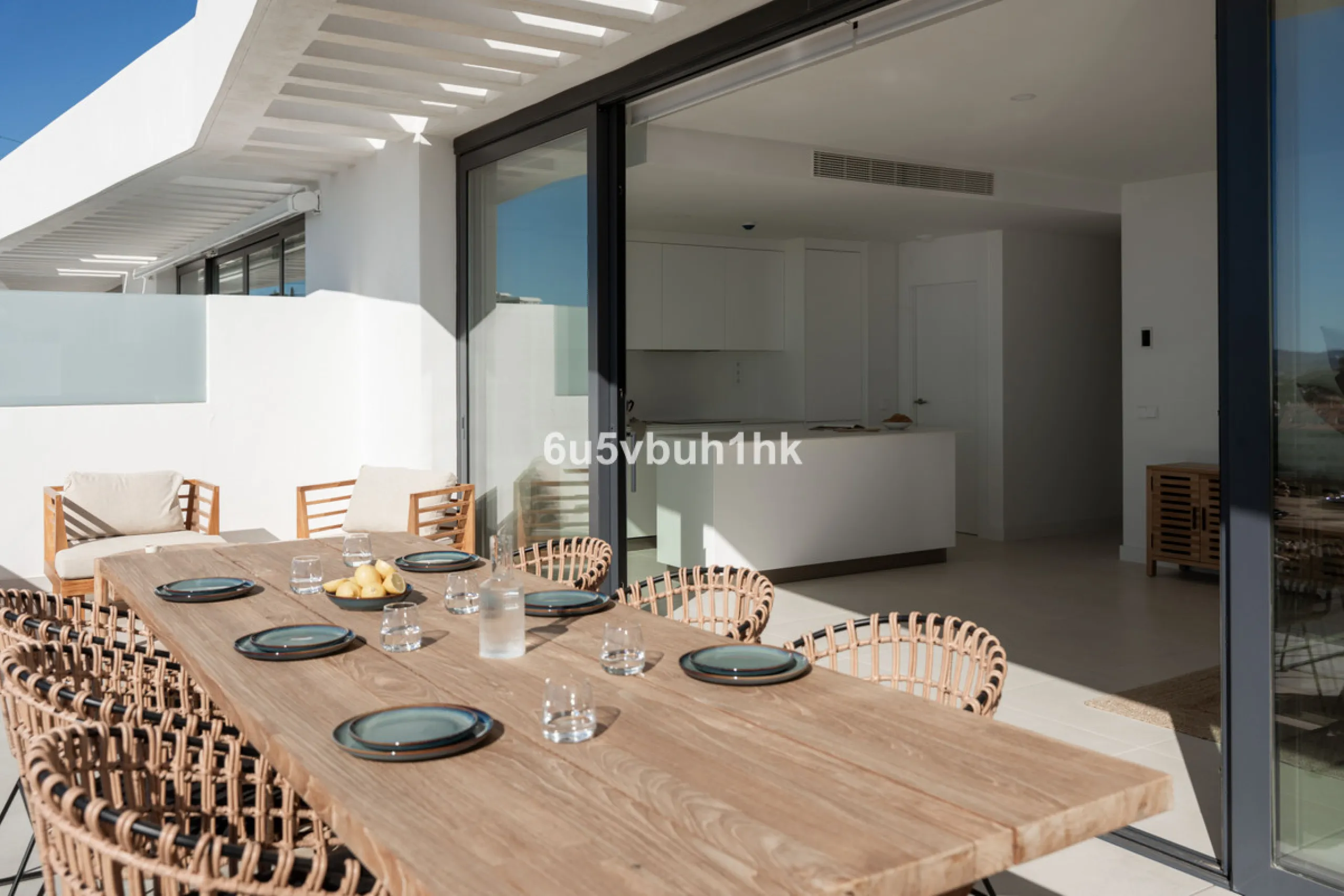 Apartment - Penthouse в продаже в Fuengirola, Málaga. В доме 2 спален и 2 ванных комнат. Площадь дома 130 м²
