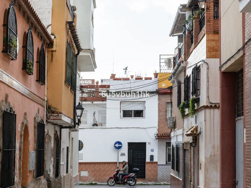 Welcome to your exclusive retreat in Málaga.