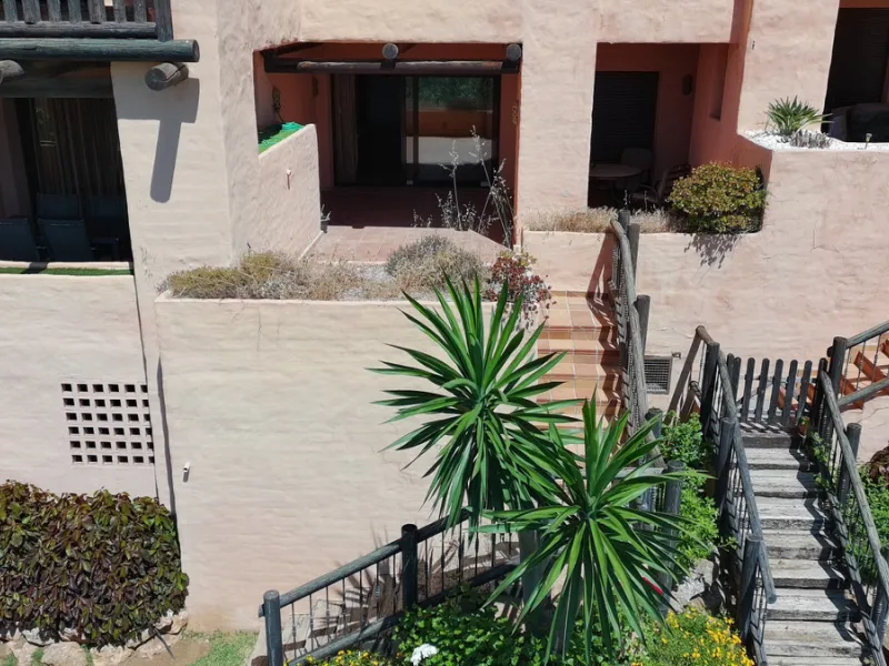 Set within a well-maintained residential community in La Duquesa, this ground floor apartment with sea views and a huge private terrace offers the perfect blend of indoor comfort and outdoor living. With the beach, marina, restaurants, and local amenities