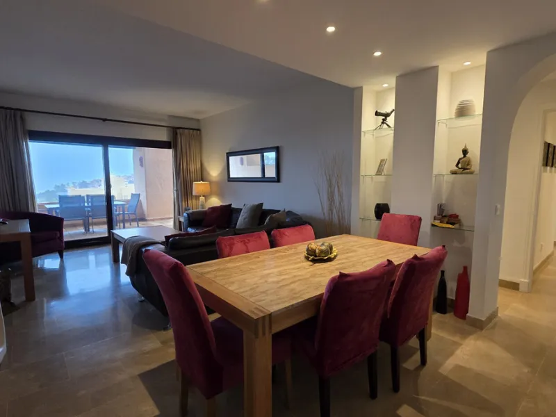 Apartment - Ground Floor Apartment в продаже в Manilva, Málaga. В доме 3 спален и 2 ванных комнат. Площадь дома 135 м²