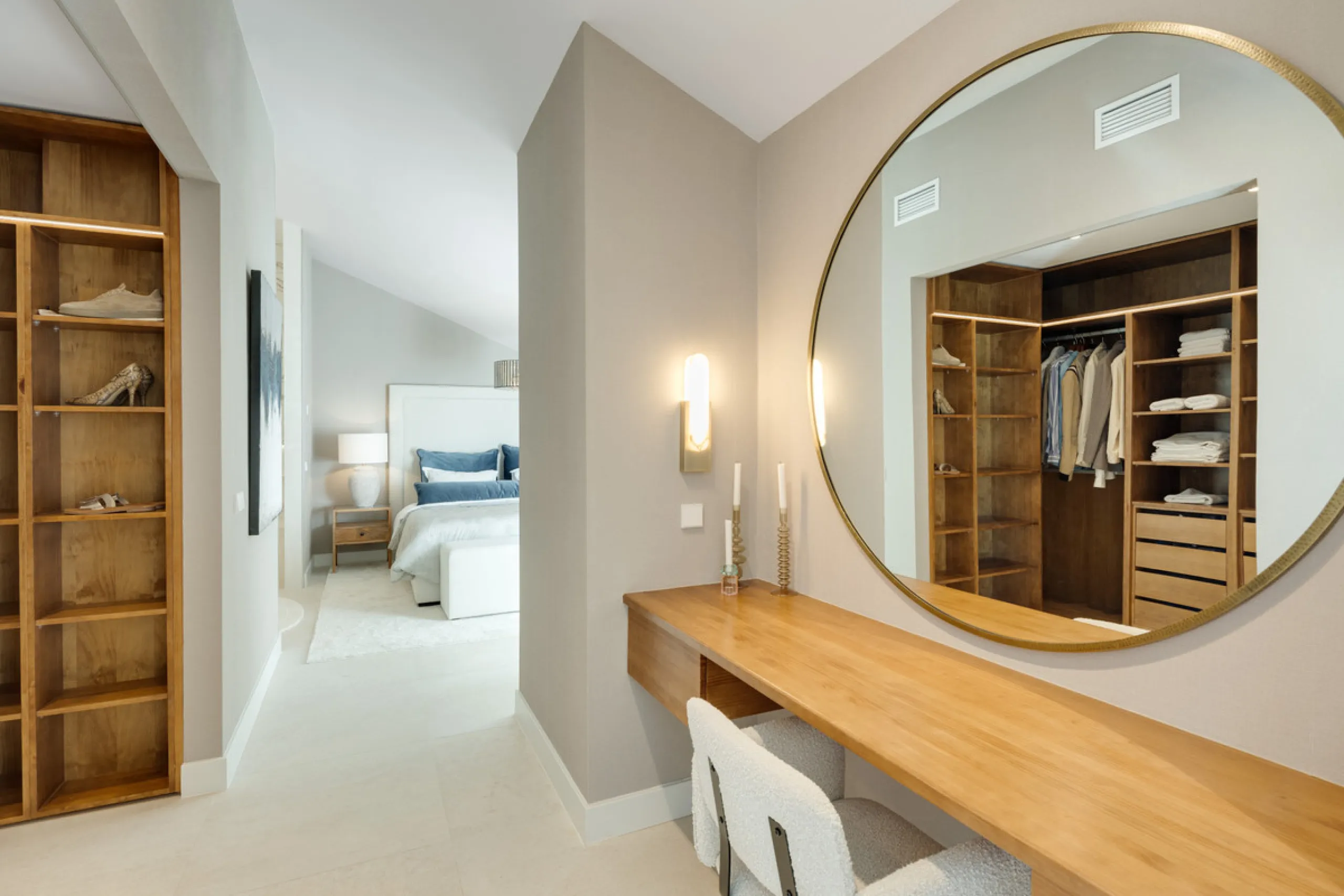 Located in the sought-after area of the Marbella Golden Mile, Costa PH is an exceptional duplex penthouse offering panoramic sea and mountain views. Designed with a modern open-plan layout, the living, dining, and kitchen areas are seamlessly connected, c