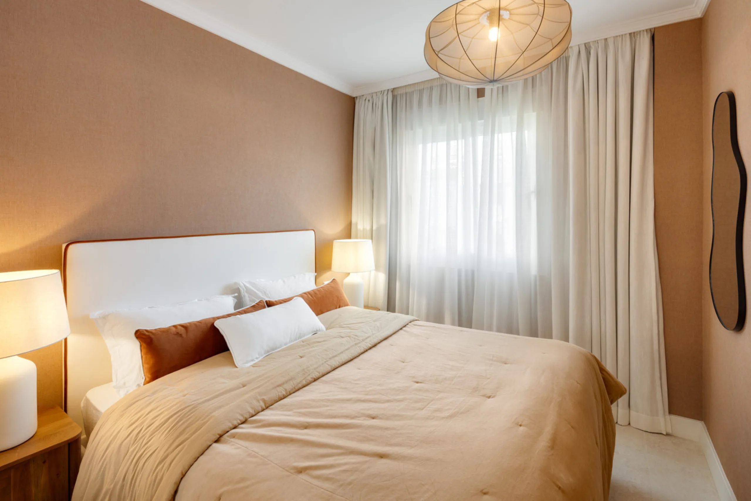 Located in the sought-after area of the Marbella Golden Mile, Costa PH is an exceptional duplex penthouse offering panoramic sea and mountain views. Designed with a modern open-plan layout, the living, dining, and kitchen areas are seamlessly connected, c