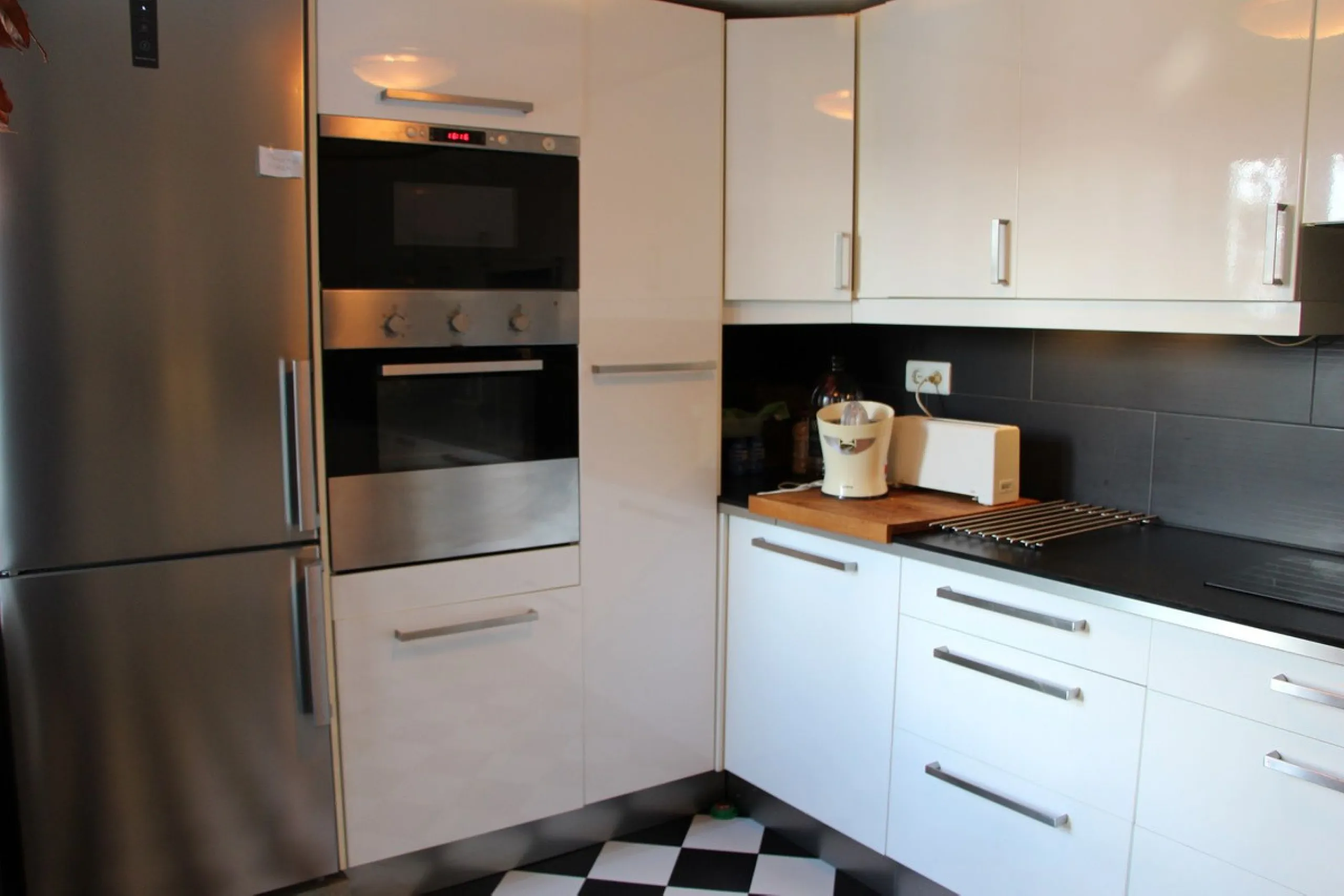 Just reduced  by €30,000. Owner open to sensible offers.