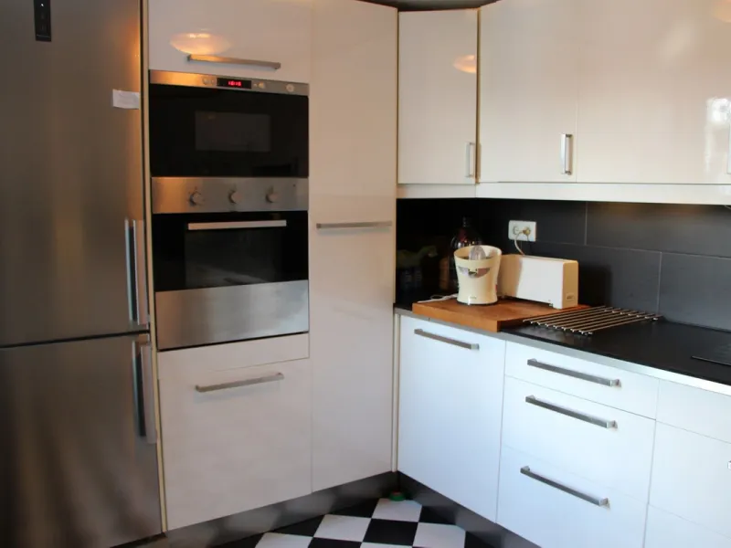 Just reduced  by €30,000. Owner open to sensible offers.
