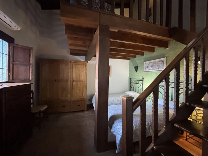 Income potential meets lifestyle in this exceptional multi-unit casa rural on the very edge of Júzcar (Málaga), enjoying breathtaking open views and a wonderfully tranquil setting at the edge of the village. Set on approximately 8,900 m² of land, the prop