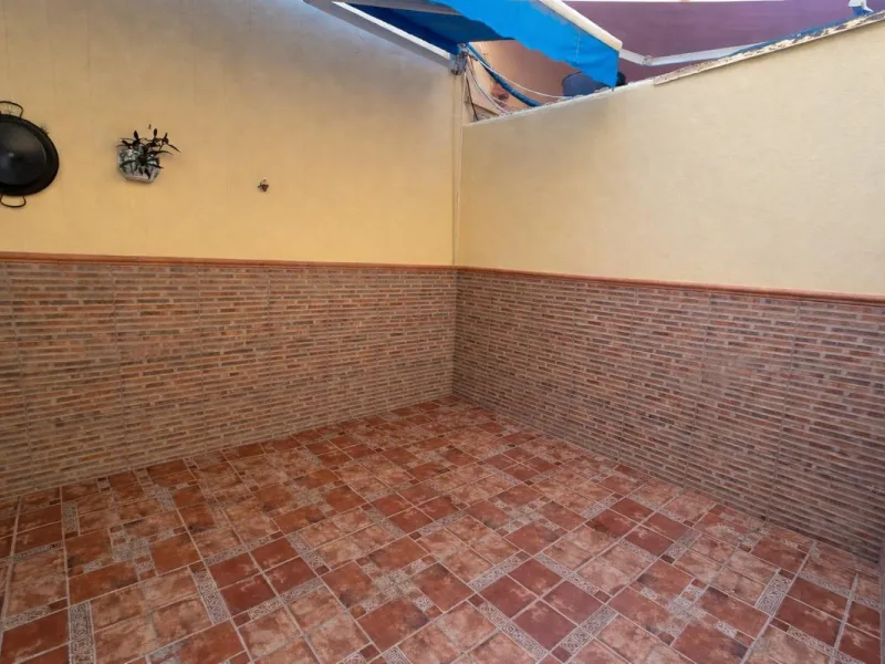 Beautiful 3-Bedroom Townhouse in Prime Location