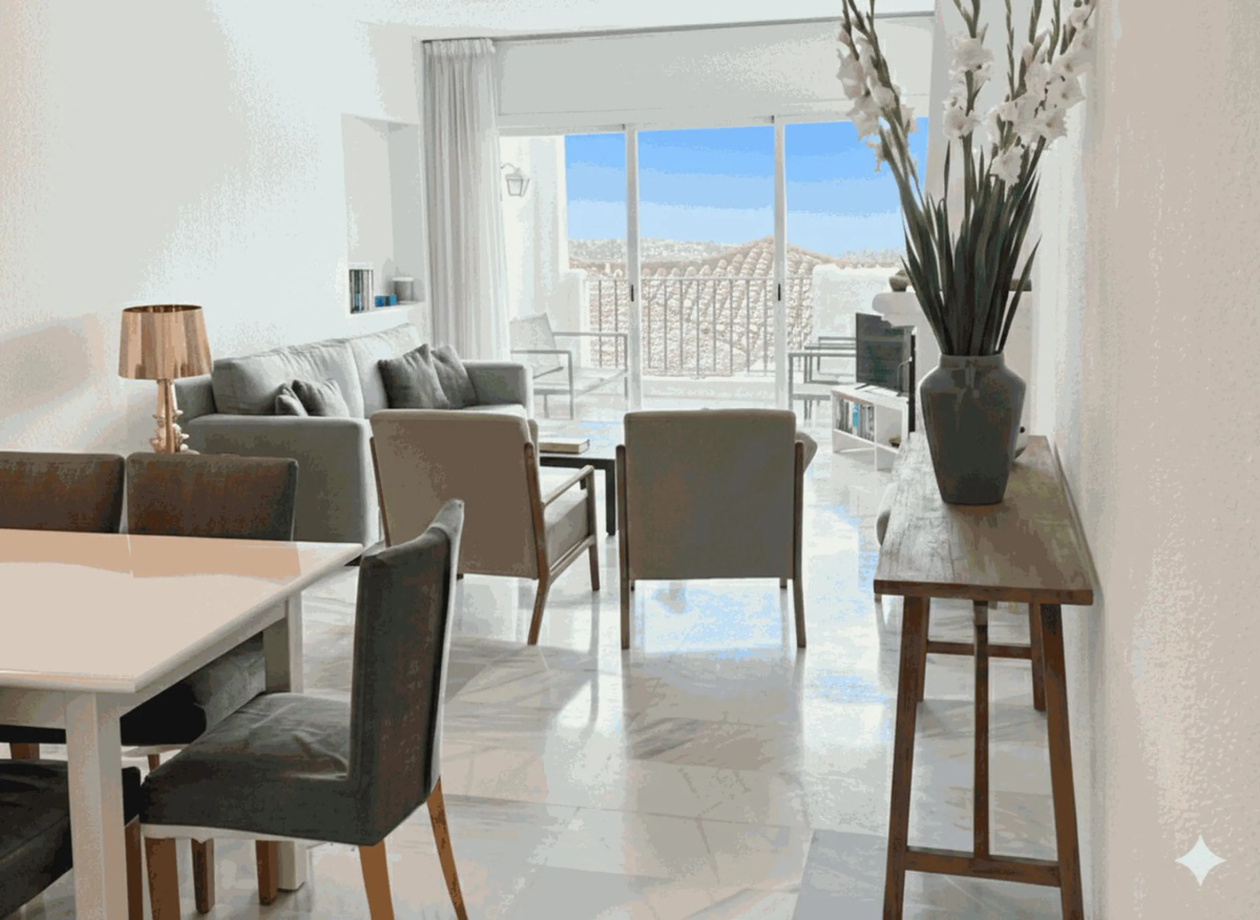 A delightful 2-bedroom middle floor apartment located in the popular residential development of Las Terrazas in Los Almendros, near Monte Halcones.