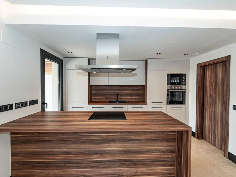 Superb Elevated Corner 3-Bedoom 2-bath Contemporary Apartment with 2 separate balconies set within the sought-after Marbella Lake Development in the Golf Valley.