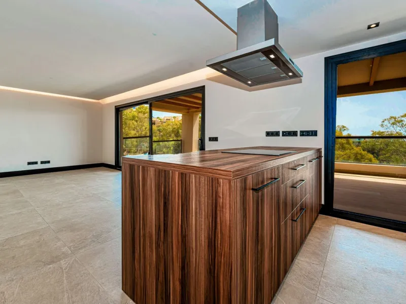 Superb Elevated Corner 3-Bedoom 2-bath Contemporary Apartment with 2 separate balconies set within the sought-after Marbella Lake Development in the Golf Valley.