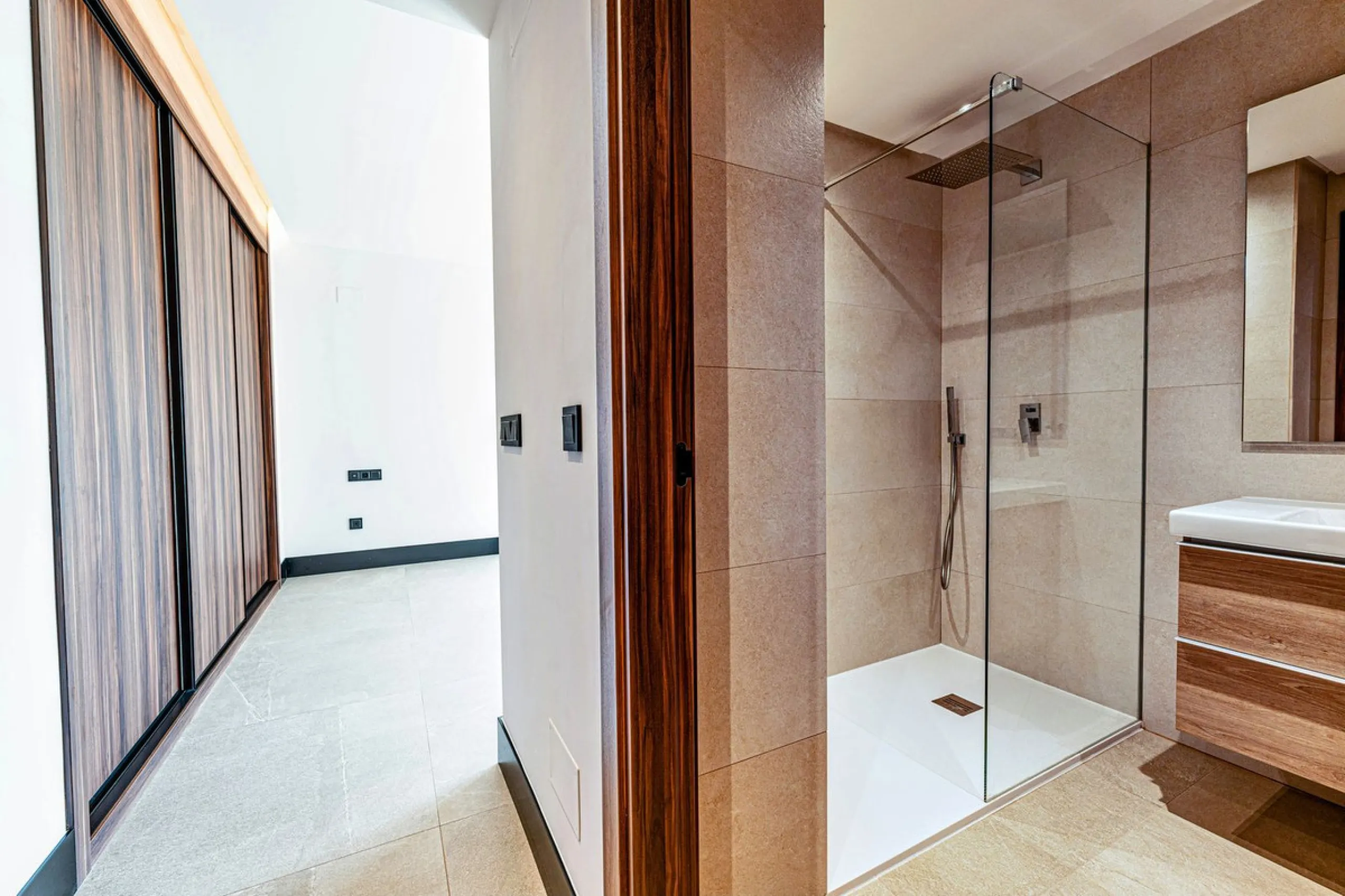 Superb Elevated Corner 3-Bedoom 2-bath Contemporary Apartment with 2 separate balconies set within the sought-after Marbella Lake Development in the Golf Valley.