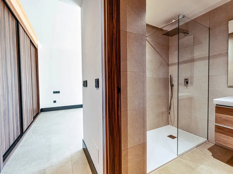Superb Elevated Corner 3-Bedoom 2-bath Contemporary Apartment with 2 separate balconies set within the sought-after Marbella Lake Development in the Golf Valley.