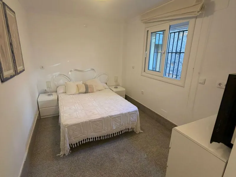 House - Townhouse в продаже в Marbella, Málaga. В доме 4 спален и 4 ванных комнат. Площадь дома 170 м²