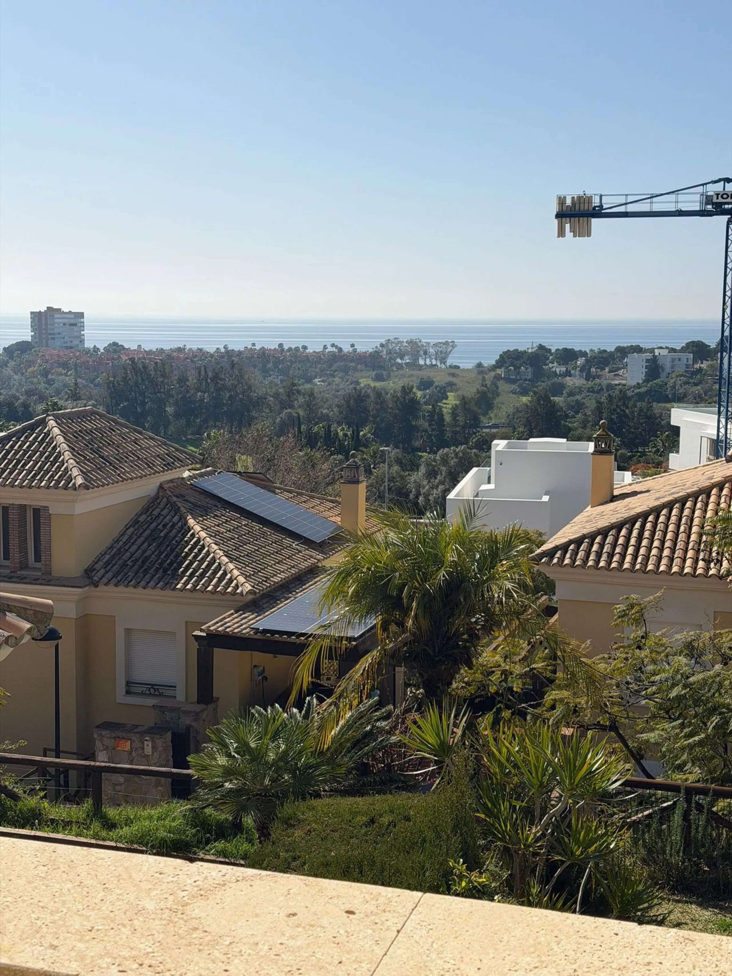 House - Townhouse в продаже в Marbella, Málaga. В доме 4 спален и 4 ванных комнат. Площадь дома 170 м²