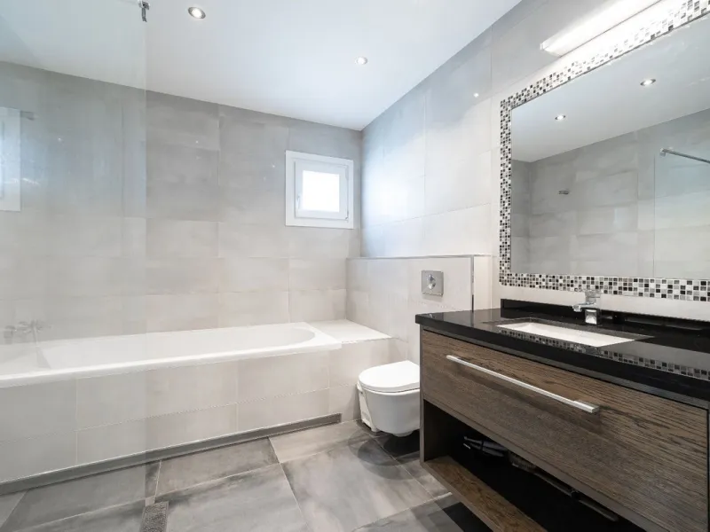 Detached Villa for Sale in San Pedro de Alcántara – Luxury Living Walking Distance to Beach & Town