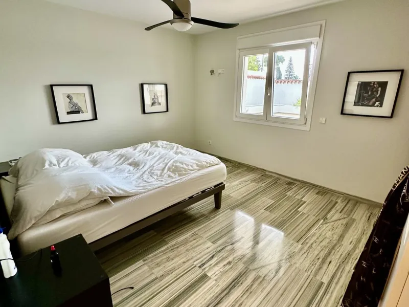 Detached Villa for Sale in San Pedro de Alcántara – Luxury Living Walking Distance to Beach & Town