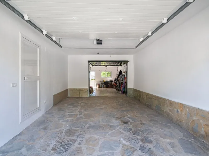 Detached Villa for Sale in San Pedro de Alcántara – Luxury Living Walking Distance to Beach & Town