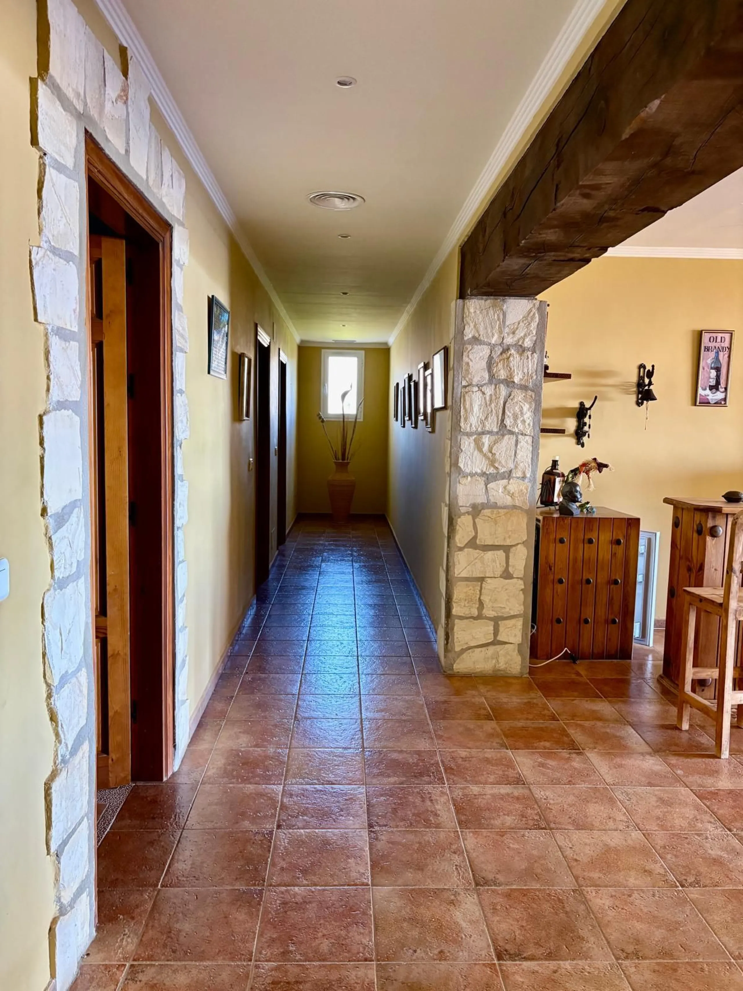 Stunning Villa with Sea and Mountain Views in Forest Hills (Estepona)