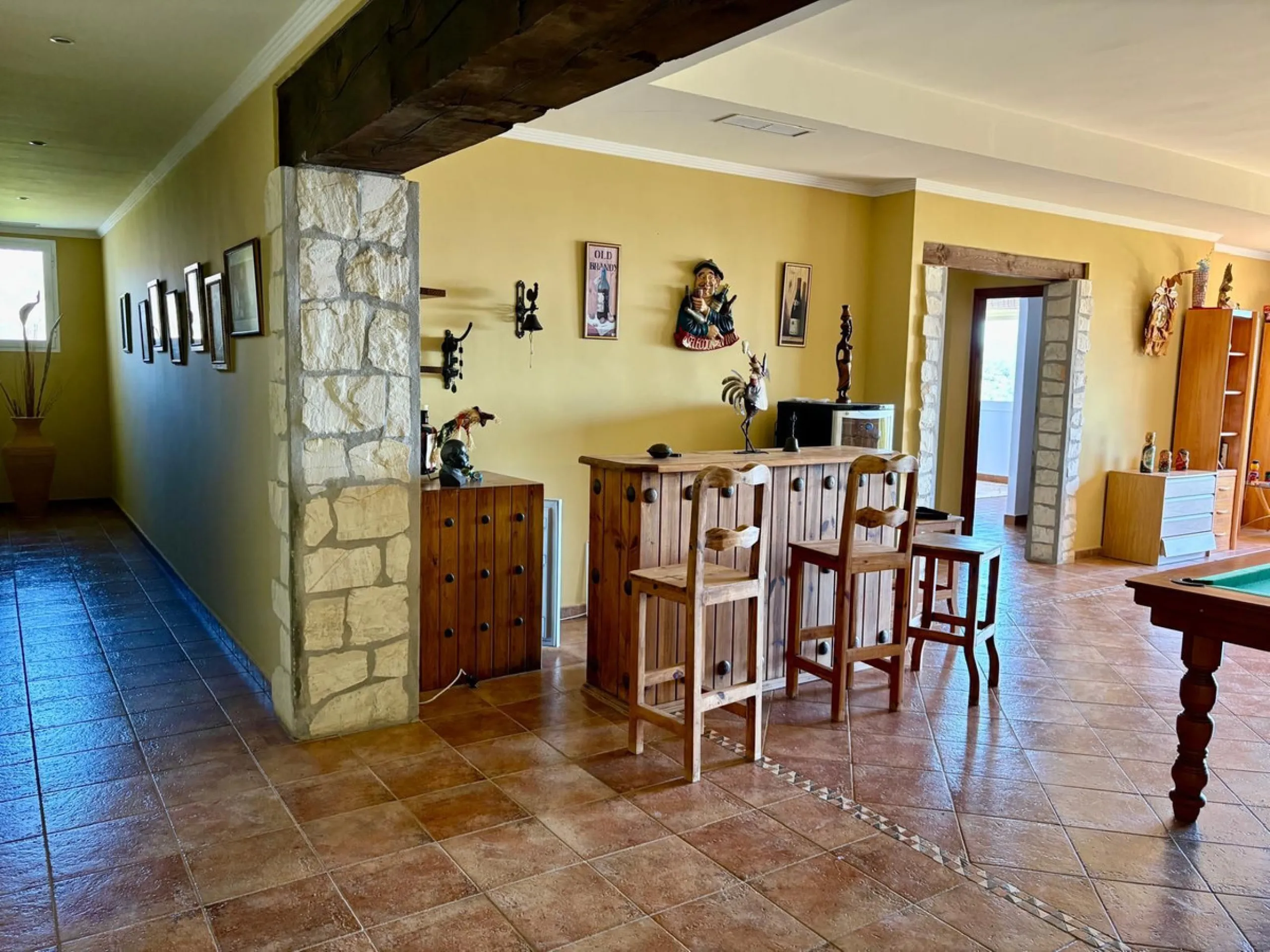 Stunning Villa with Sea and Mountain Views in Forest Hills (Estepona)