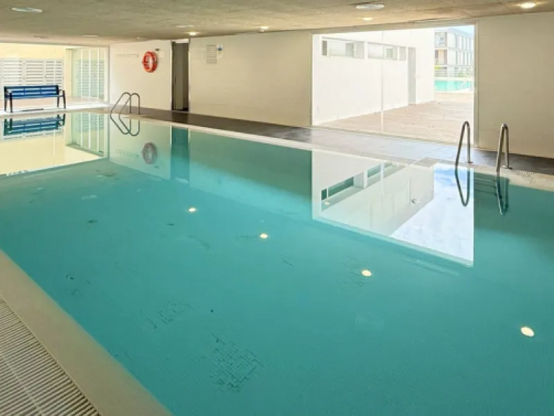 EXCLUSIVE LUXURY APARTMENT WITH LARGE TERRACE AND SEA VIEWS IN A PRIVATE RESIDENTIAL COMPLEX