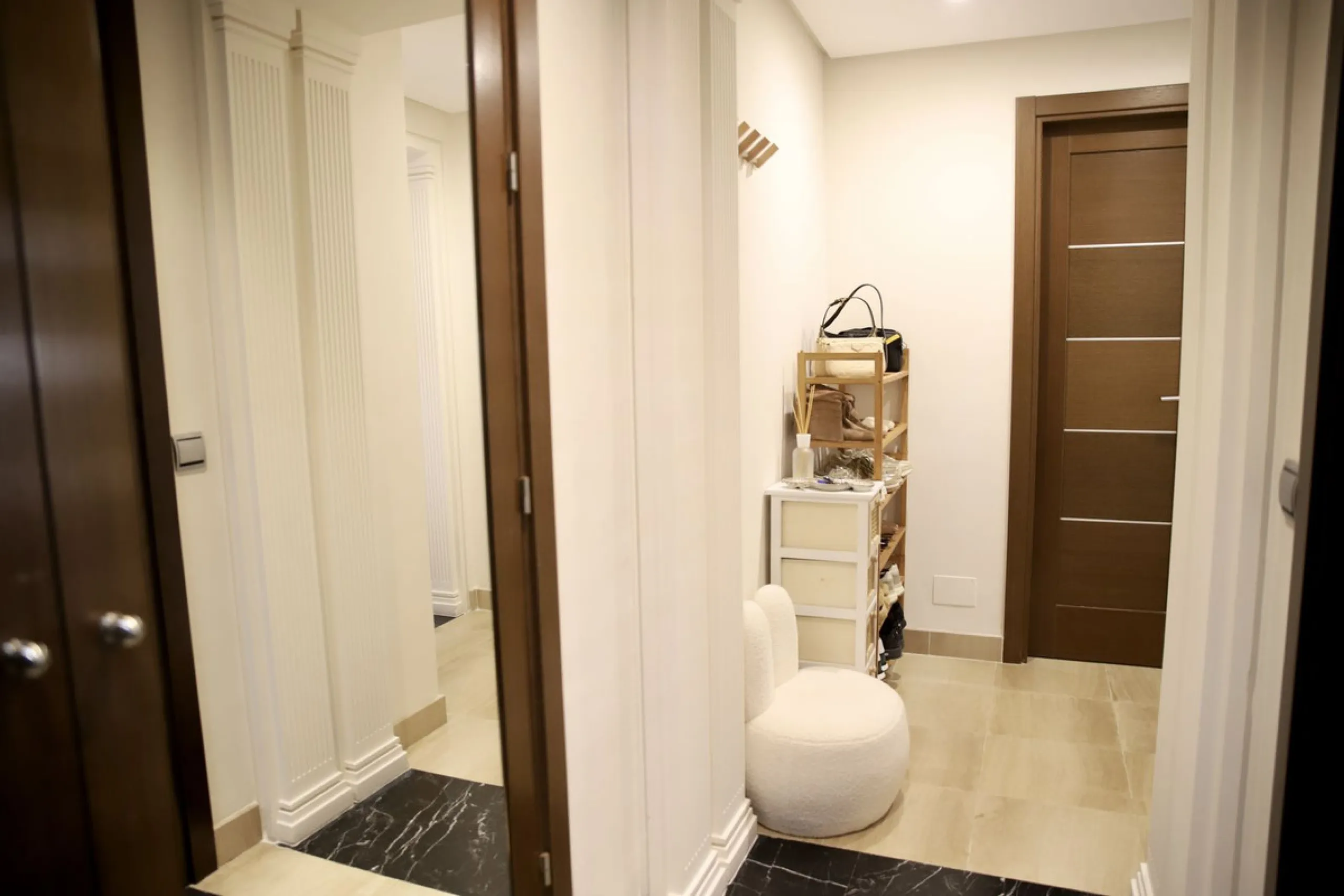 Ground floor apartment with terrace in Bahía de la Plata (Estepona) + garage and storage room.