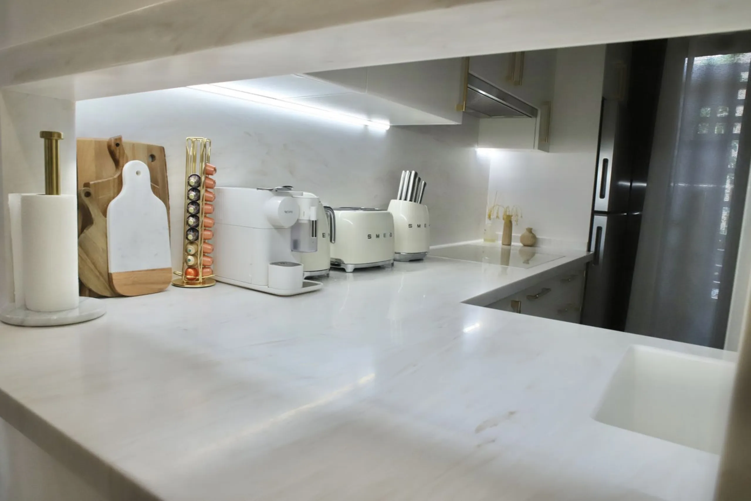 Ground floor apartment with terrace in Bahía de la Plata (Estepona) + garage and storage room.