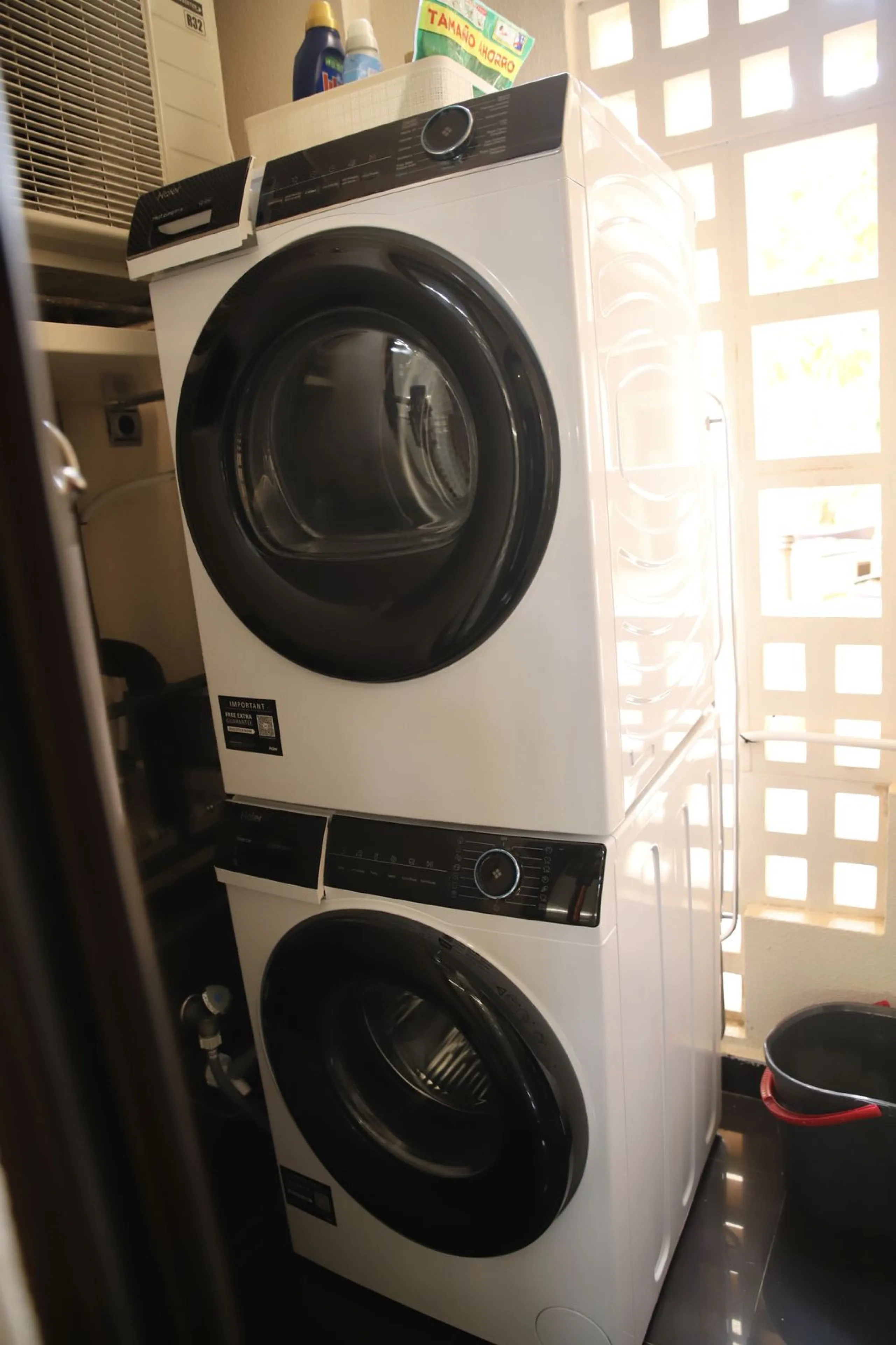 Ground floor apartment with terrace in Bahía de la Plata (Estepona) + garage and storage room.