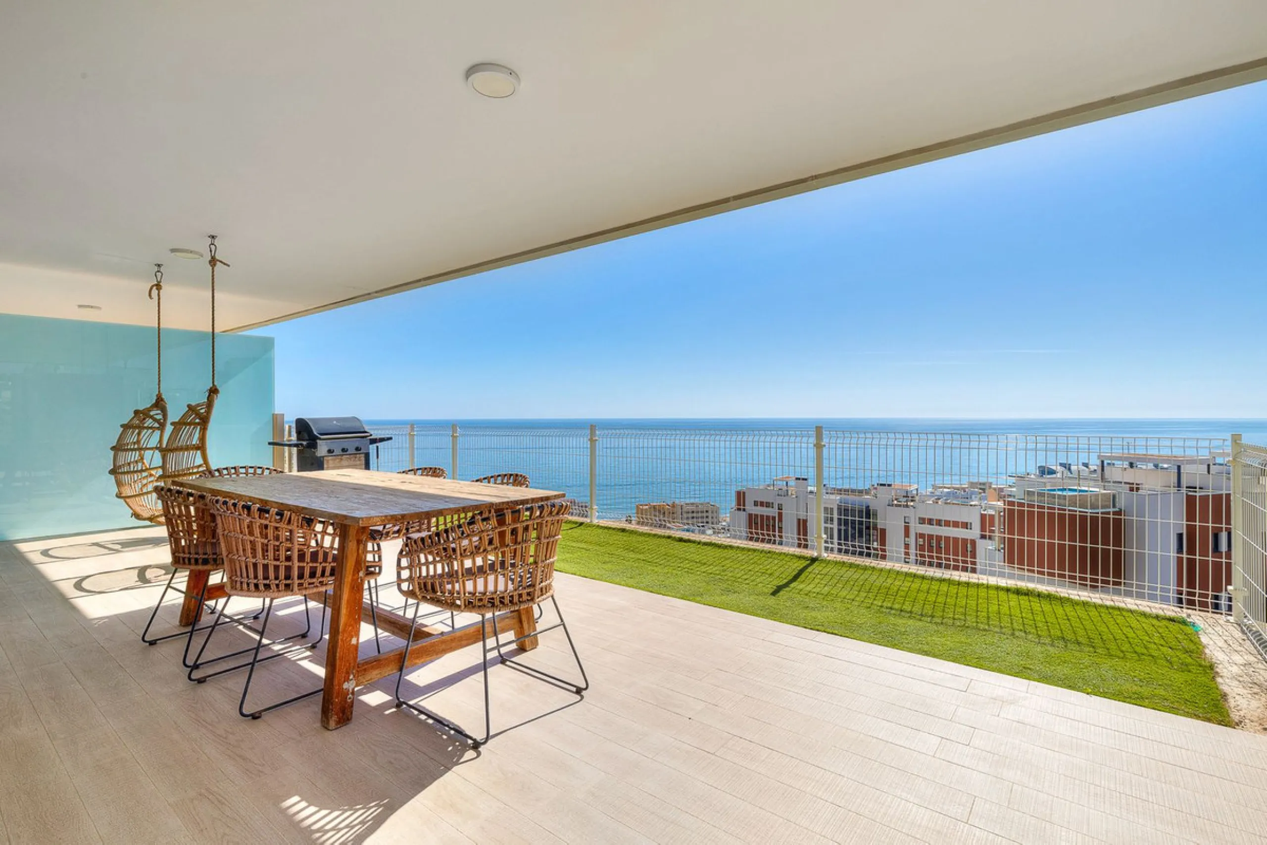 Apartment - Middle Floor Apartment в продаже в Fuengirola, Málaga. В доме 3 спален и 2 ванных комнат. Площадь дома 178 м²