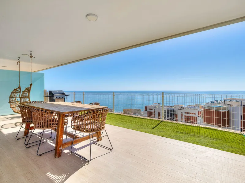 Apartment - Middle Floor Apartment в продаже в Fuengirola, Málaga. В доме 3 спален и 2 ванных комнат. Площадь дома 178 м²