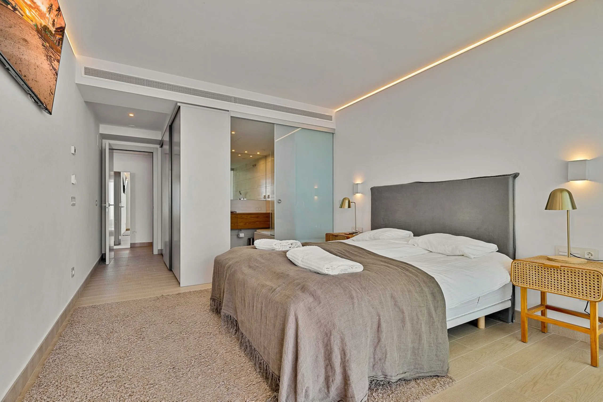 Apartment - Middle Floor Apartment в продаже в Fuengirola, Málaga. В доме 3 спален и 2 ванных комнат. Площадь дома 178 м²
