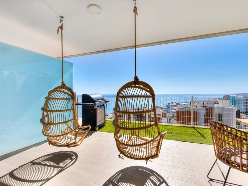 Apartment - Middle Floor Apartment в продаже в Fuengirola, Málaga. В доме 3 спален и 2 ванных комнат. Площадь дома 178 м²