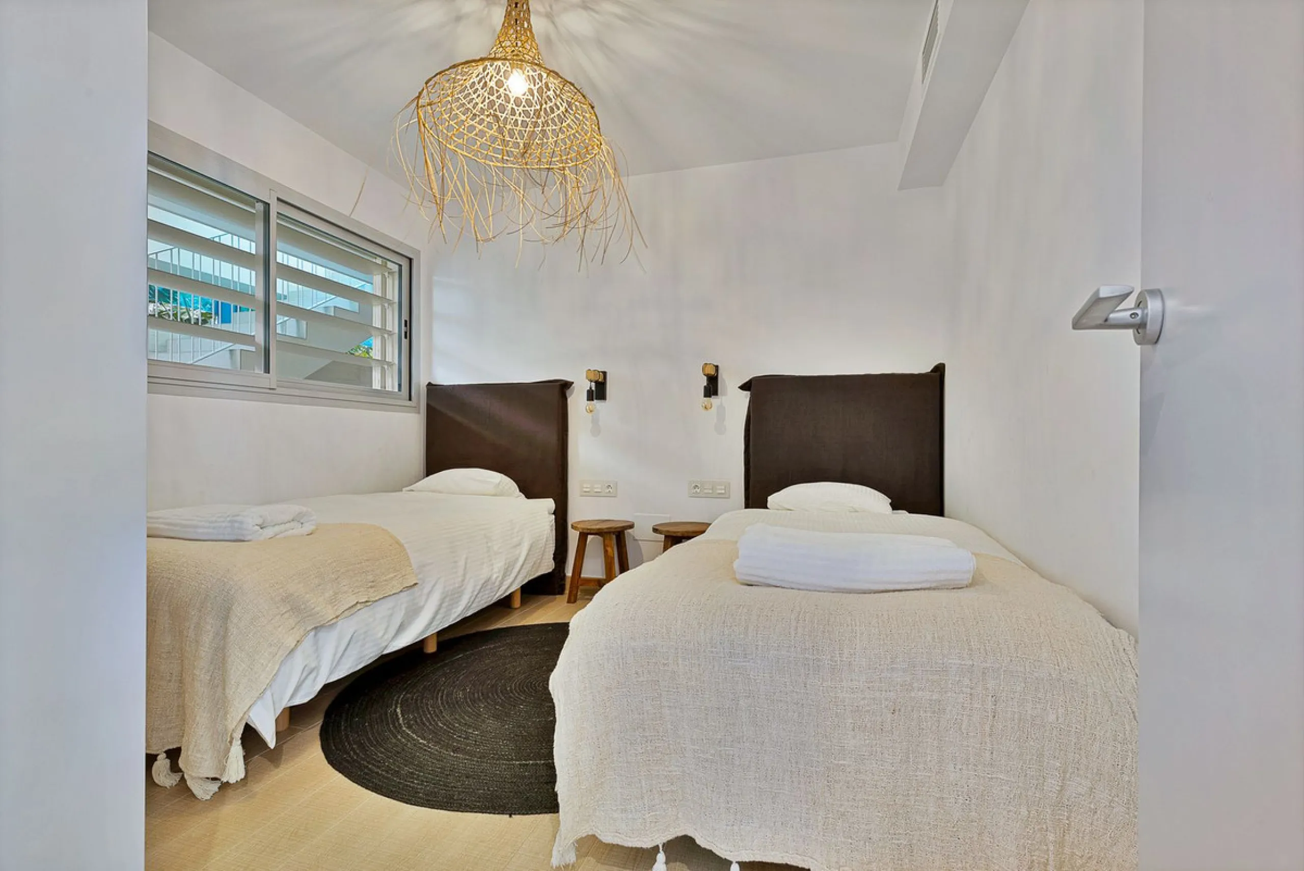Apartment - Middle Floor Apartment в продаже в Fuengirola, Málaga. В доме 3 спален и 2 ванных комнат. Площадь дома 178 м²