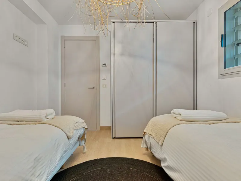 Apartment - Middle Floor Apartment в продаже в Fuengirola, Málaga. В доме 3 спален и 2 ванных комнат. Площадь дома 178 м²