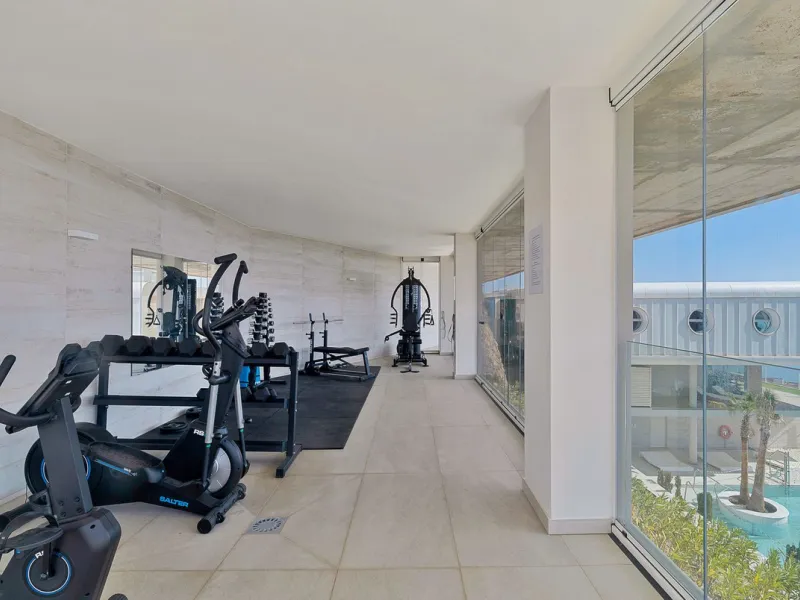 Apartment - Middle Floor Apartment в продаже в Fuengirola, Málaga. В доме 3 спален и 2 ванных комнат. Площадь дома 178 м²