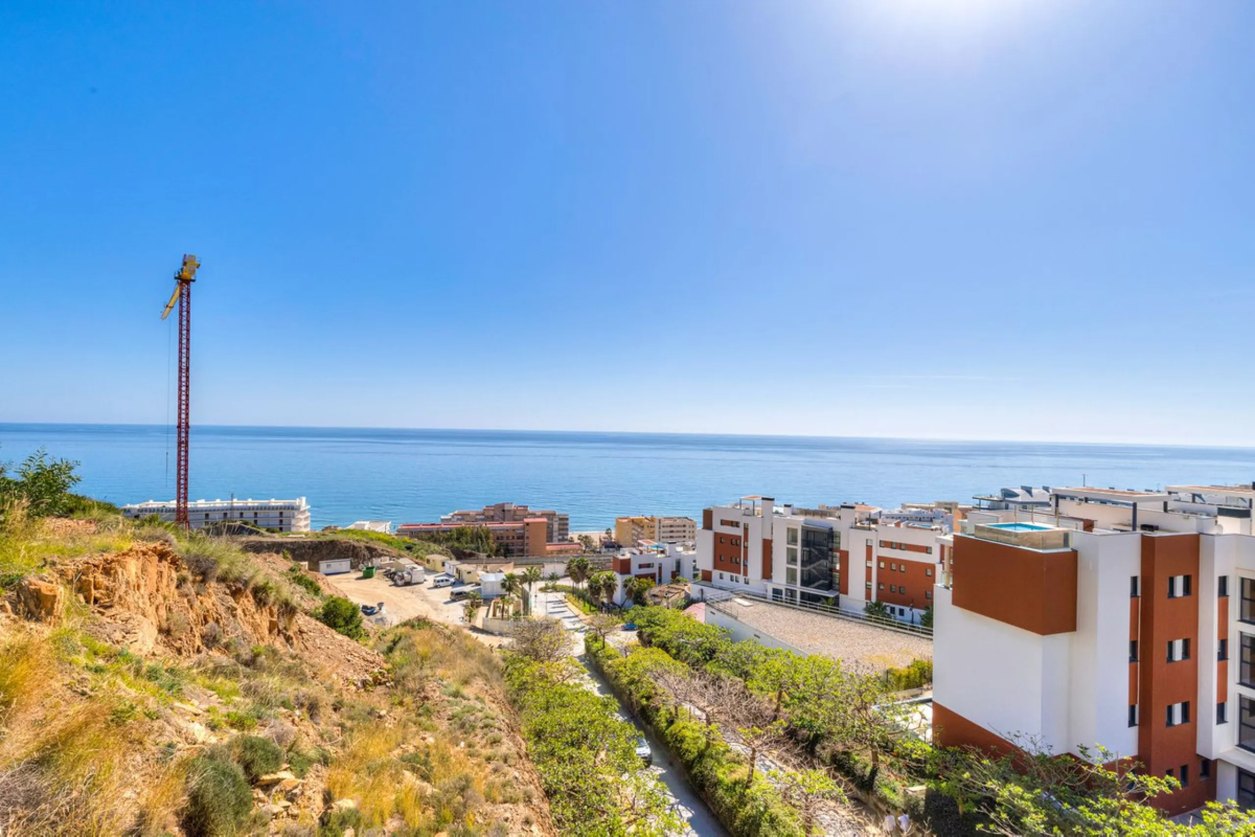 Apartment - Middle Floor Apartment в продаже в Fuengirola, Málaga. В доме 3 спален и 2 ванных комнат. Площадь дома 178 м²