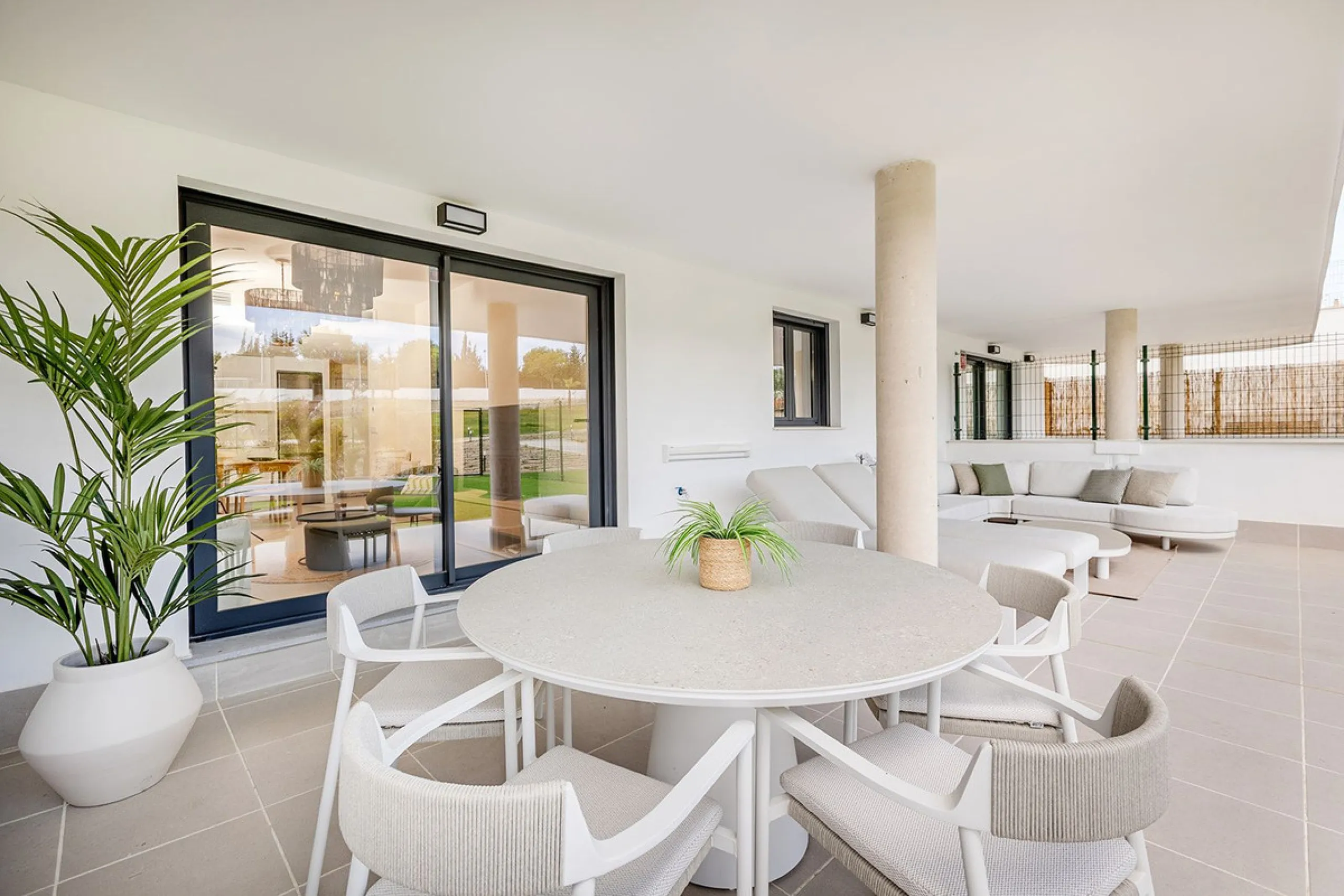 Stylish Ground Floor Apartment with Spacious Garden in Aranya Estepona!