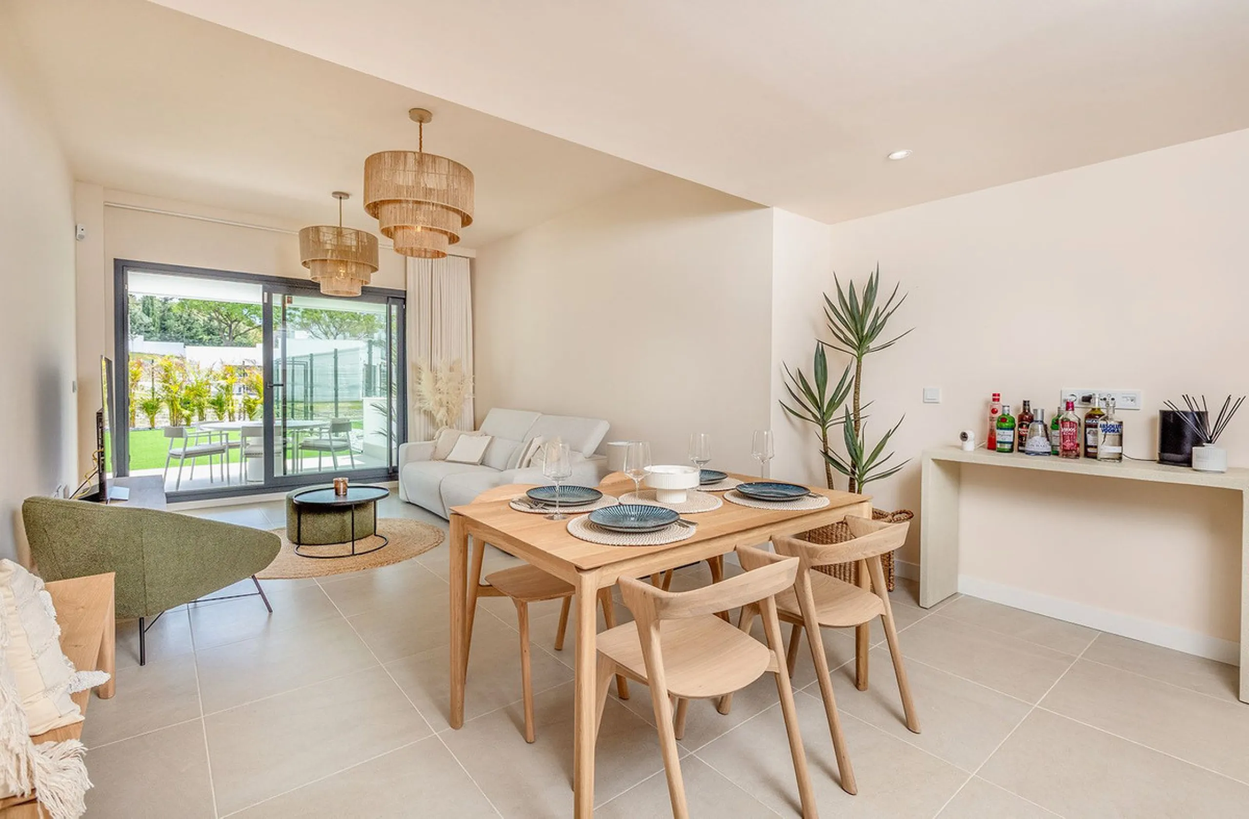 Stylish Ground Floor Apartment with Spacious Garden in Aranya Estepona!