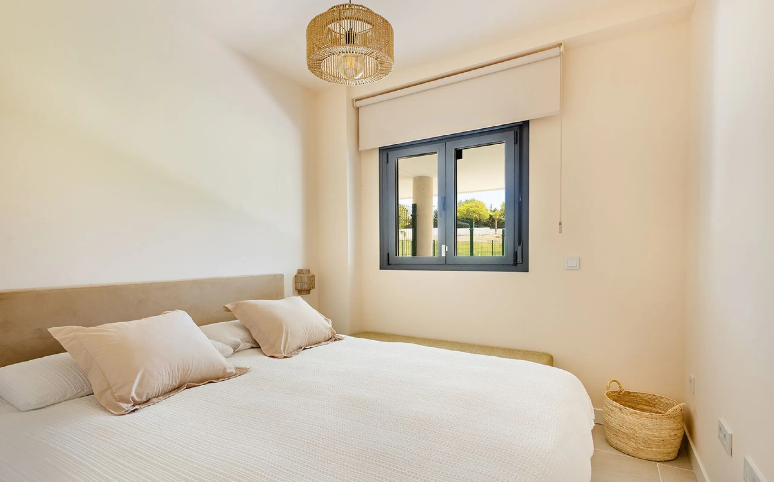 Stylish Ground Floor Apartment with Spacious Garden in Aranya Estepona!