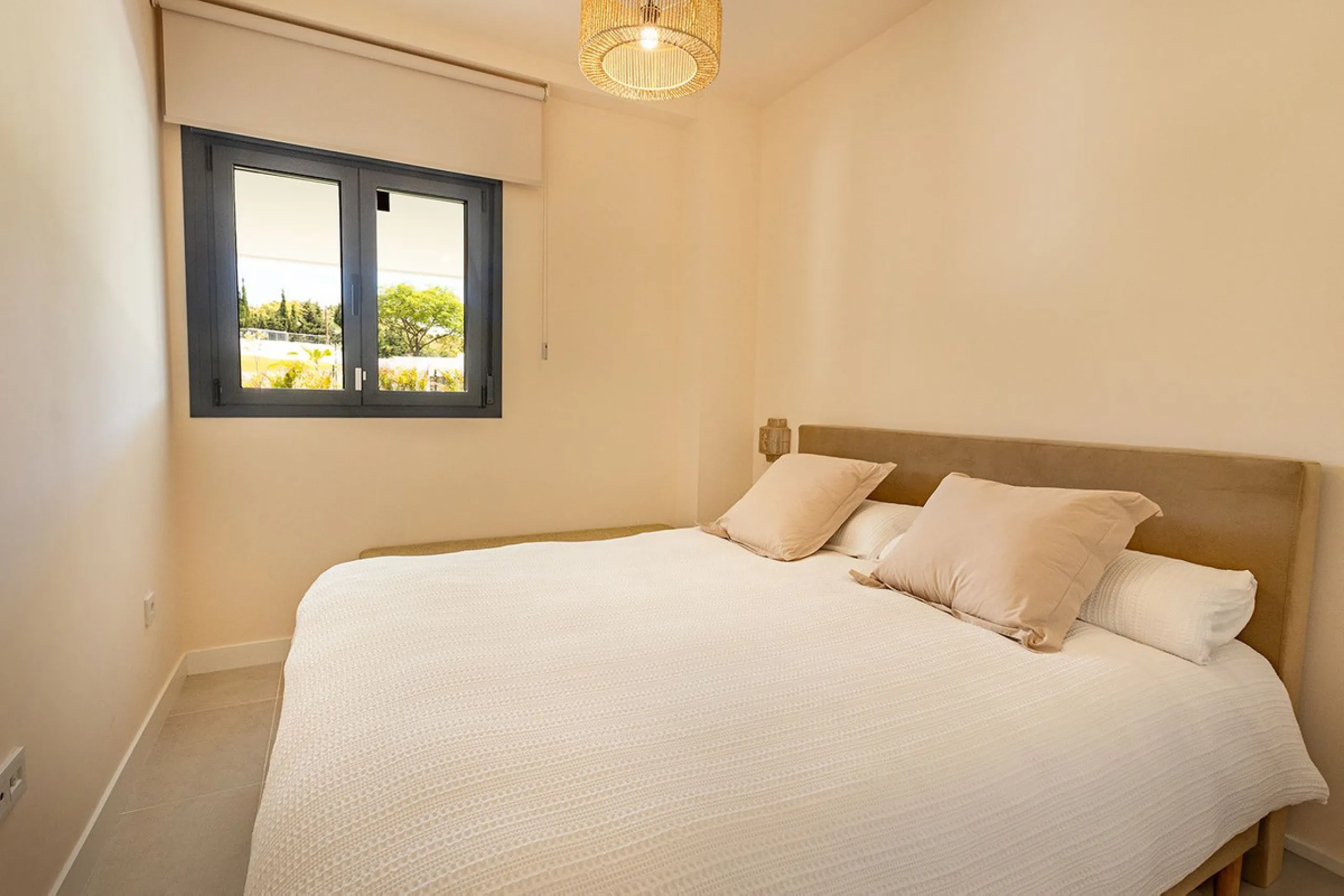 Stylish Ground Floor Apartment with Spacious Garden in Aranya Estepona!