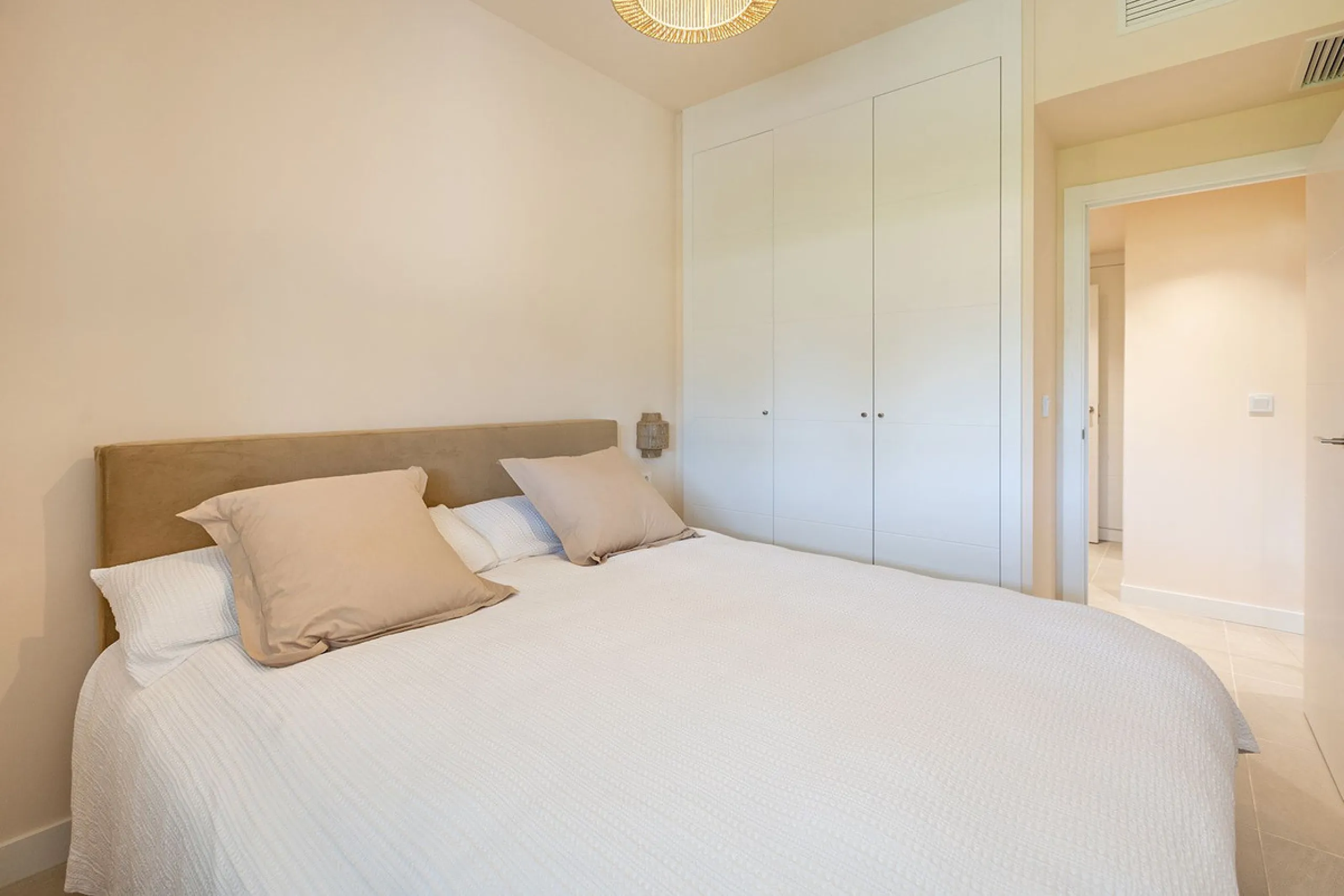 Stylish Ground Floor Apartment with Spacious Garden in Aranya Estepona!