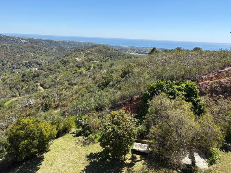 Stunning Villa with Sea and Mountain Views in Forest Hills (Estepona)