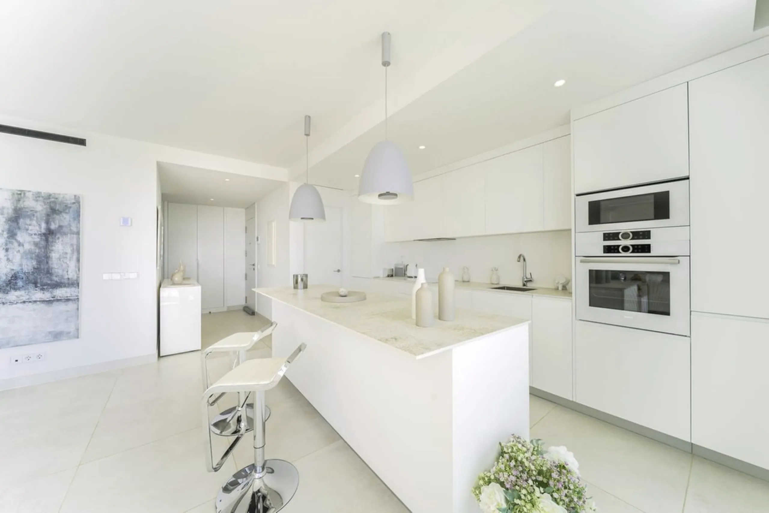 TOP FLOOR APARTMENT FOR SALE IN HIGUERON WEST WITH  STUNNING SEA VIEWS!