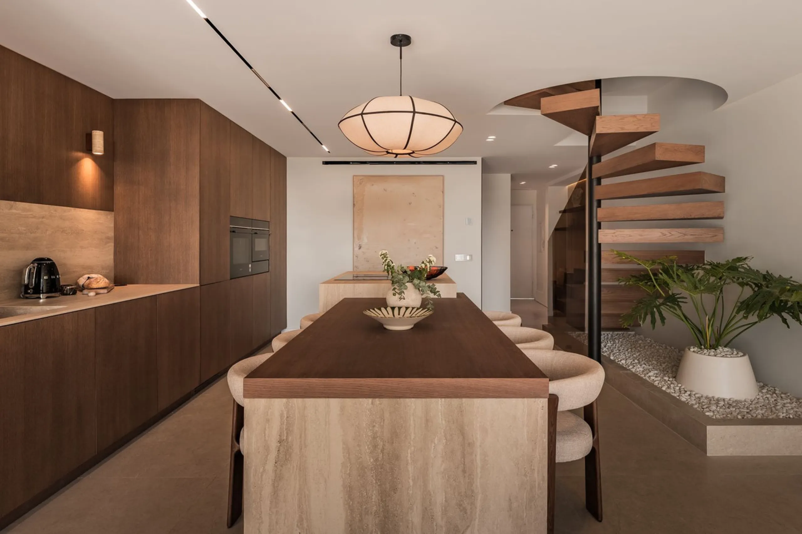 Step into this elegant 3-bedroom, 3-bathroom townhouse, beautifully positioned in one of Aloha's most desirable residential areas.