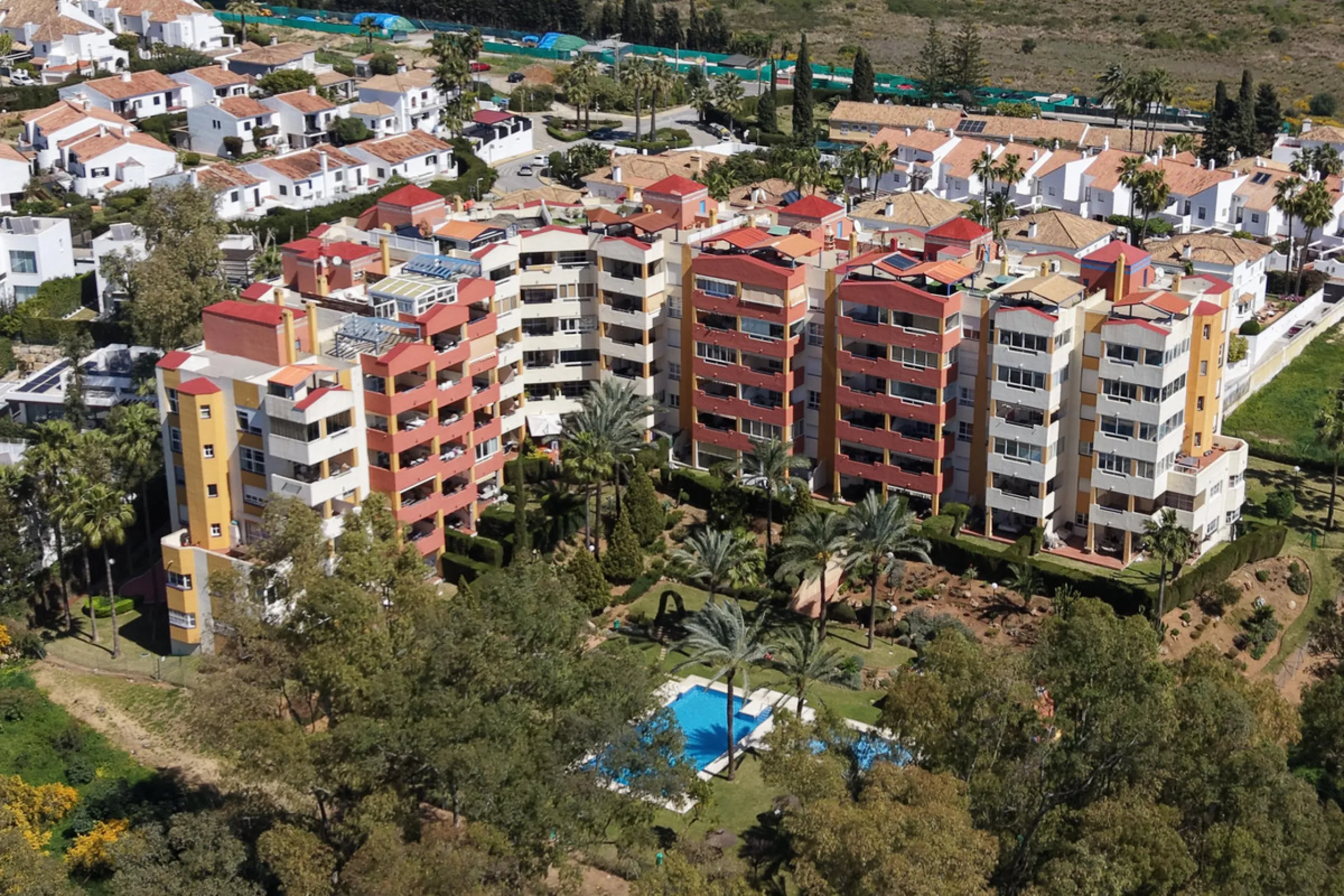 Penthouse Living with Sea Views & Solarium | Atalaya Green Mar, Estepona